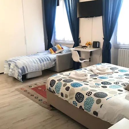 Federicas Ponte Vecchio 1bd By Interhome דירה *